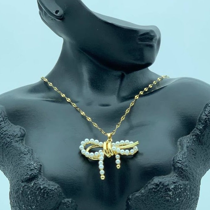 Dainty Pearl Bow Pendant Necklace