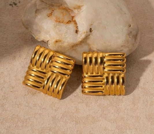 Interlaced Gold Earrings