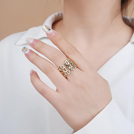 Royal Interlock Ring