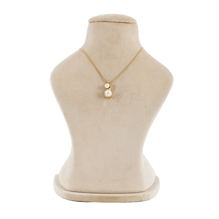 Lunar Glow Pearl Pendant Necklace
