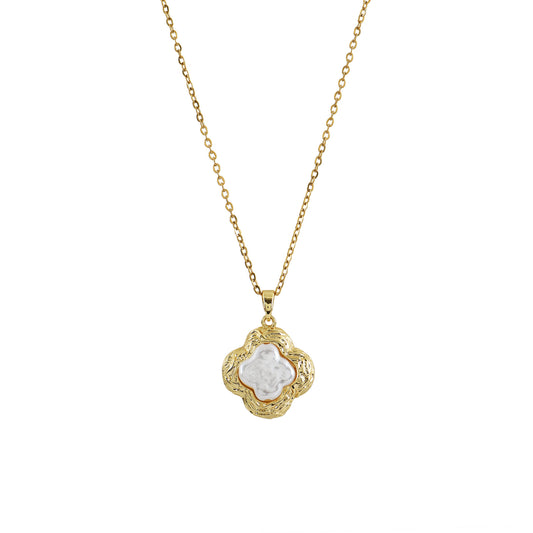 Mother of Pearl Clover Pendant Necklace