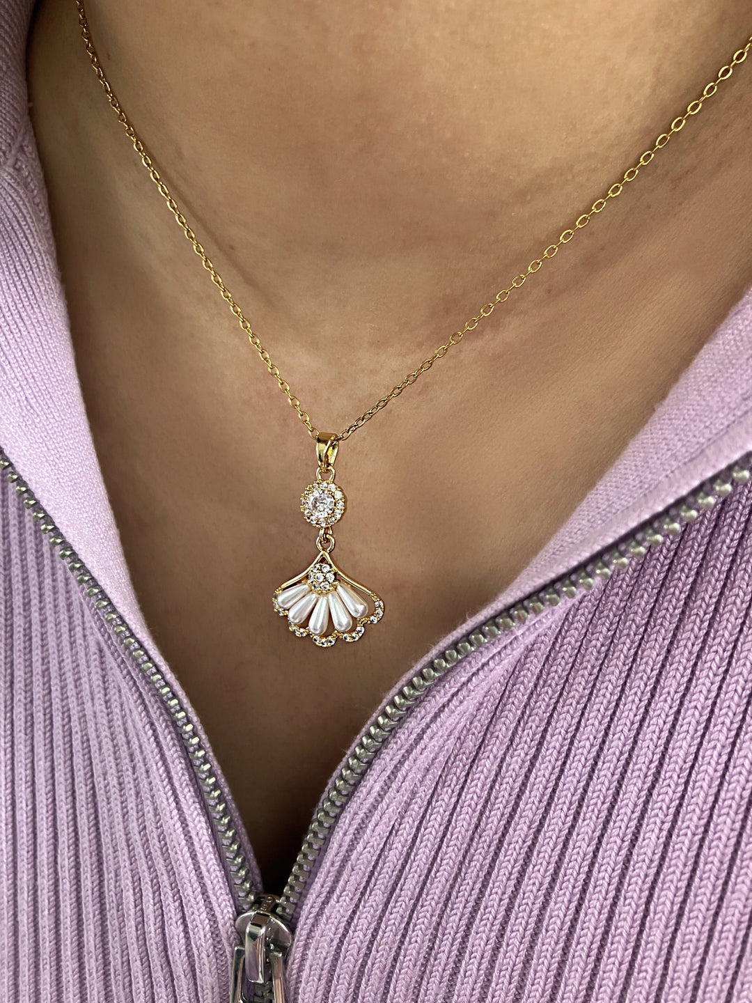 Petal Drop Pendant Necklace