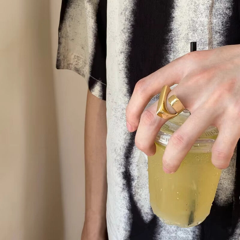 Golden Claw Luxe Ring