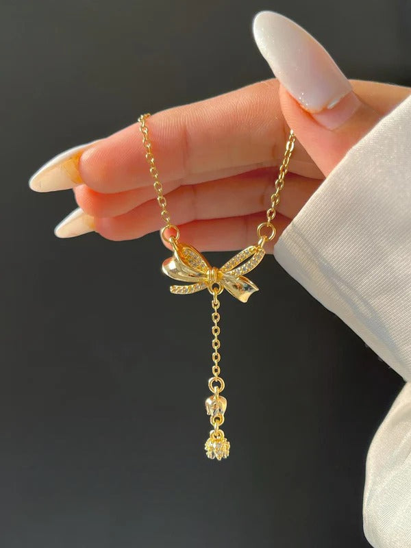 Love Knot Drop Golden Pendant Necklace