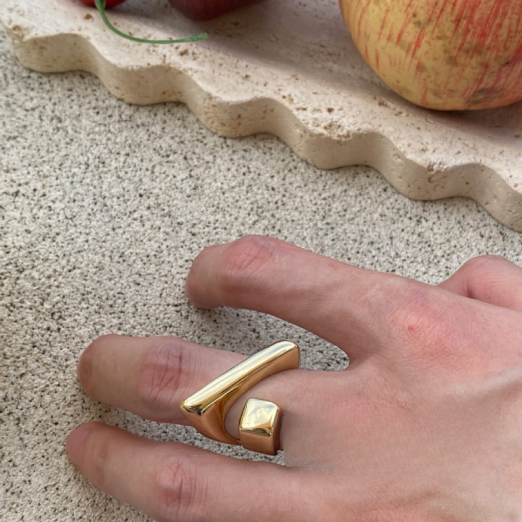 Golden Claw Luxe Ring