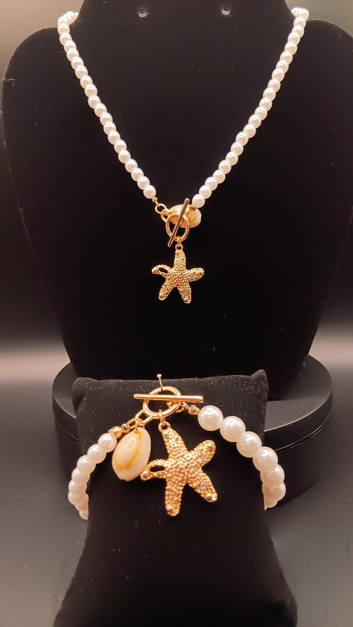 2-in-1 SeaBliss Signature Pearls Necklace & Bracelet