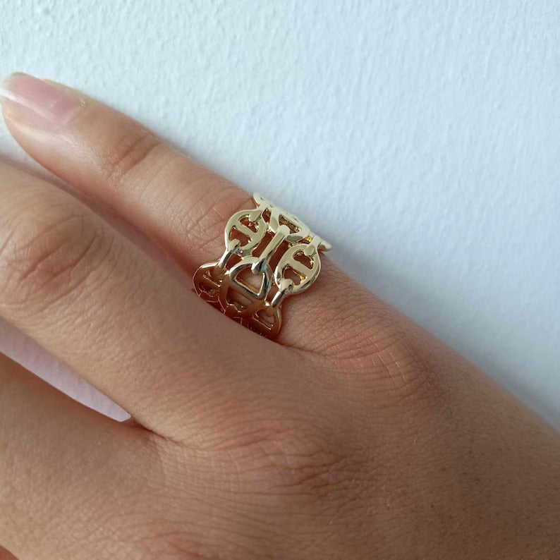 Royal Interlock Ring