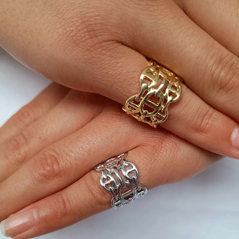 Royal Interlock Ring