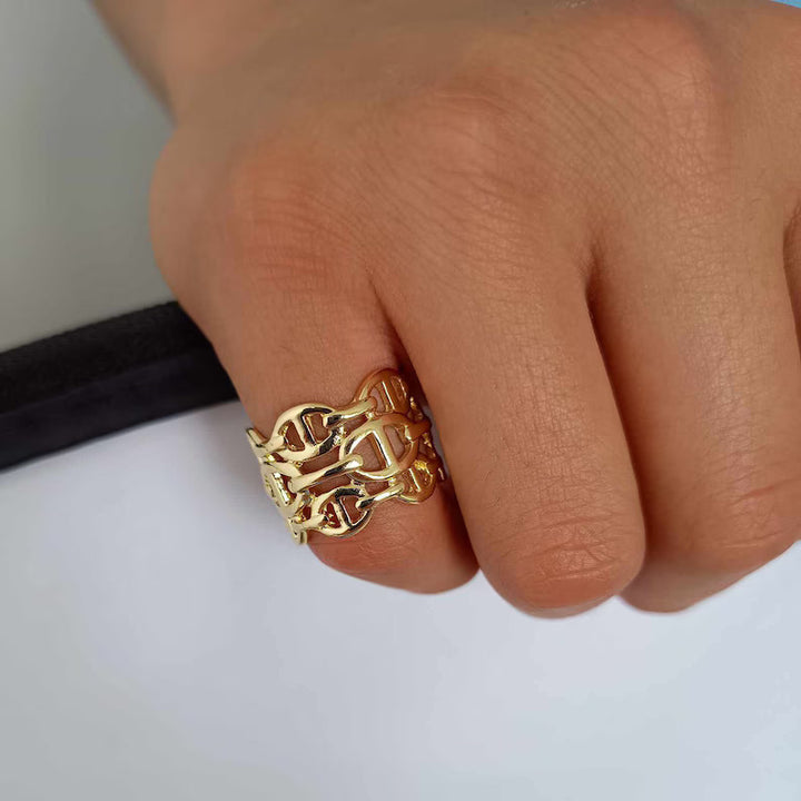 Royal Interlock Ring